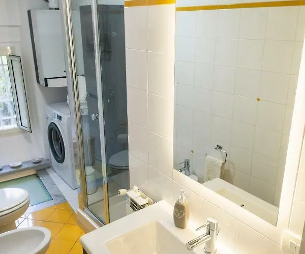 Sirenide Semesterbostad *